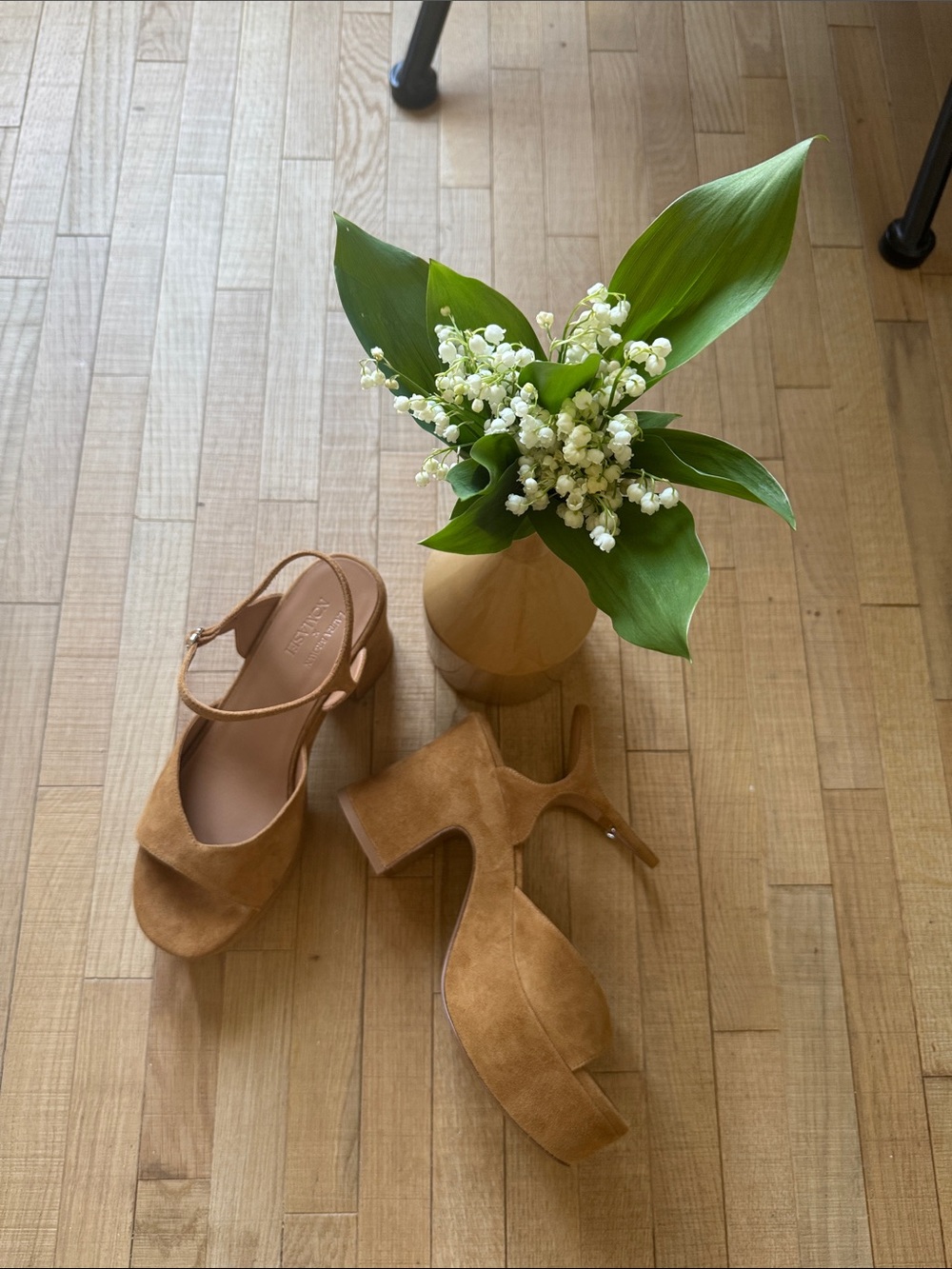 Suede Platform Sandals 🌱🍃
